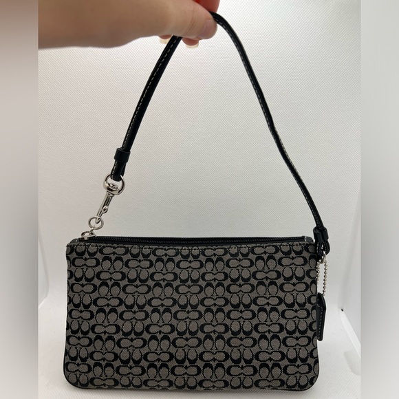 Coach Soho Black Mini Signature Clutch Wristlet Skinny Front Buckle - Picture 14 of 16